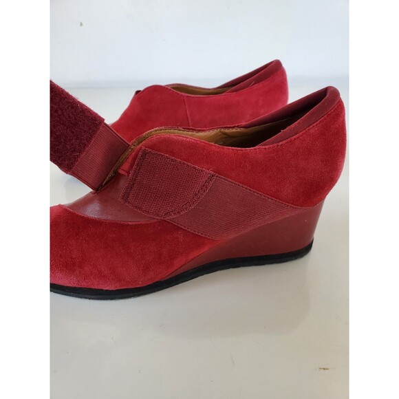 Earthies Womens Bondy Boot Size 7.5 Red Suede Wedge Heel Bootie  Shoes - Picture 12 of 14